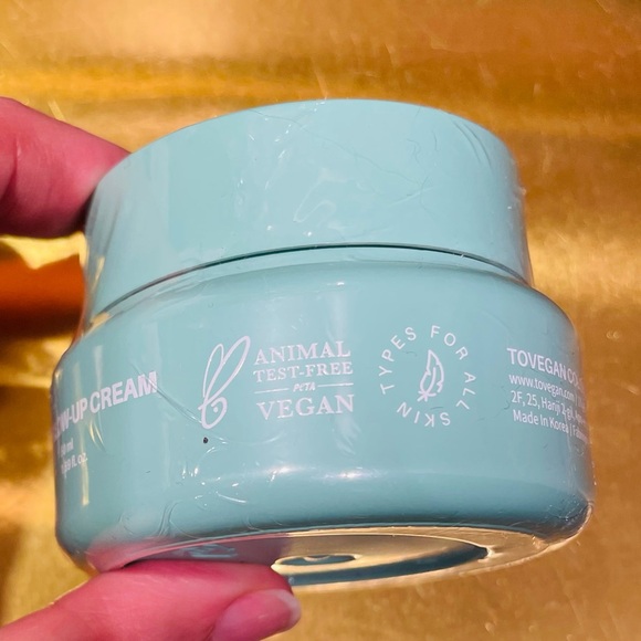 Tovegan Green Glow-Up Cream - Picture 3 of 3